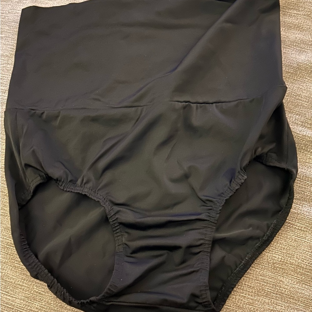 B Dancewear Black High-Waisted Dance Bottoms XXL
